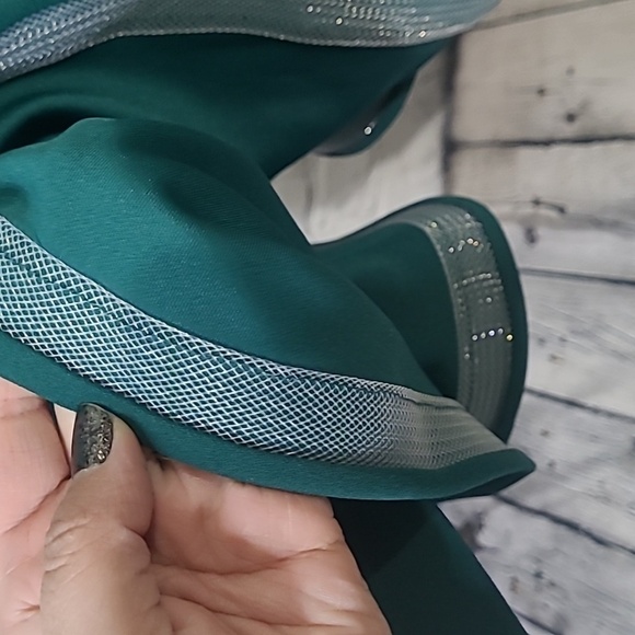 By & By Emerald Green Skater Style Dress - Picture 6 of 6